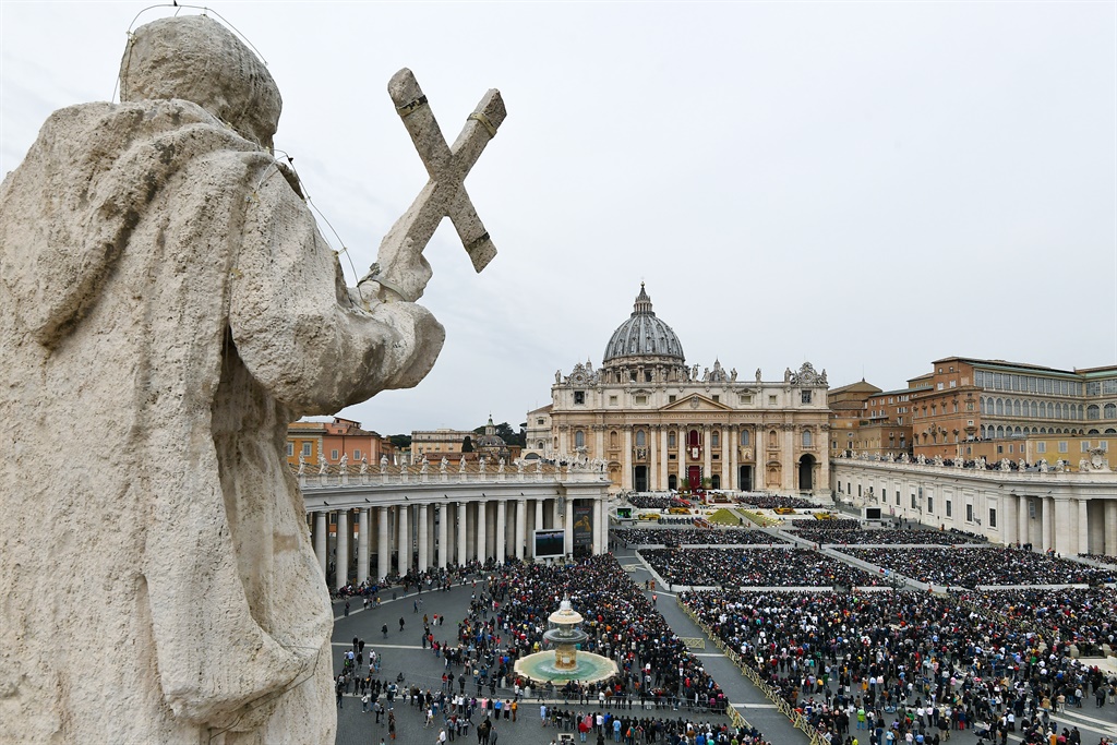 News24.com | Cardinal accused of sex assault retires from Vatican job