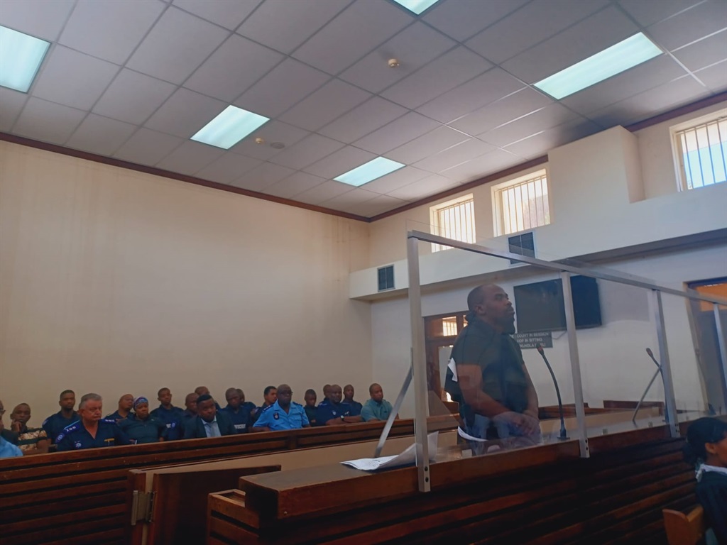 News24 | WATCH | Man accused of killing Cape Town LEAP officer and two others to remain behind bars for now
