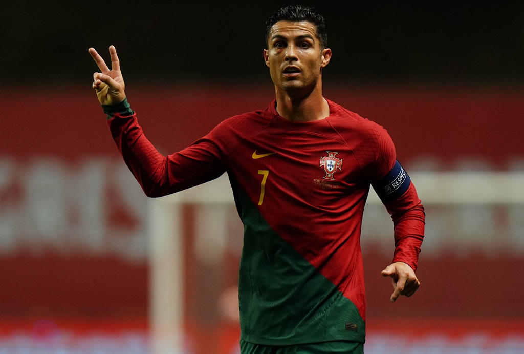 Cristiano Ronaldo's mother wants son to return to Sporting Lisbon