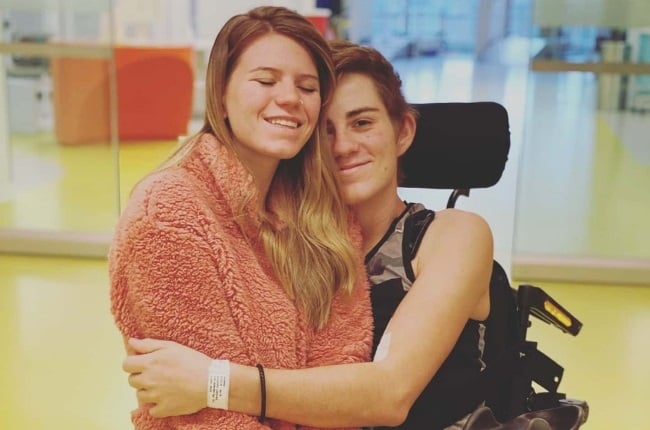   Loren Schauers and his wife, Sabia, do everything they can to stay positive despite the extent of his injuries. (PHOTO: Instagram/loren.schauers)