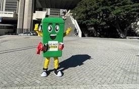 Anti-litter mascot Bingo. (Photo: City of Cape Town)