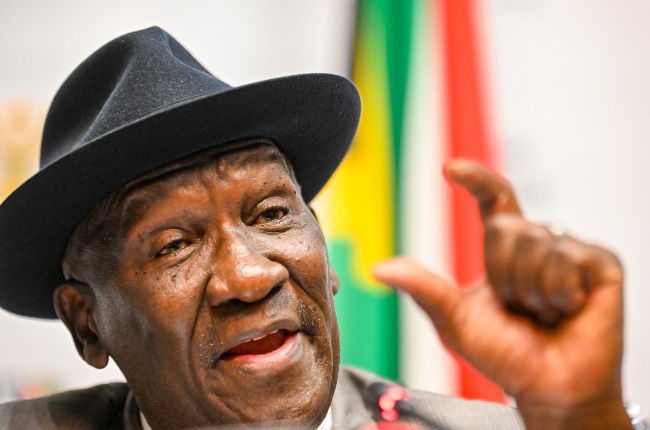 In six days, 83 people have been murdered in the Western Cape and 32 people have been kidnapped in the past six months, Police Minister Bheki Cele told reporters on 15 September.
