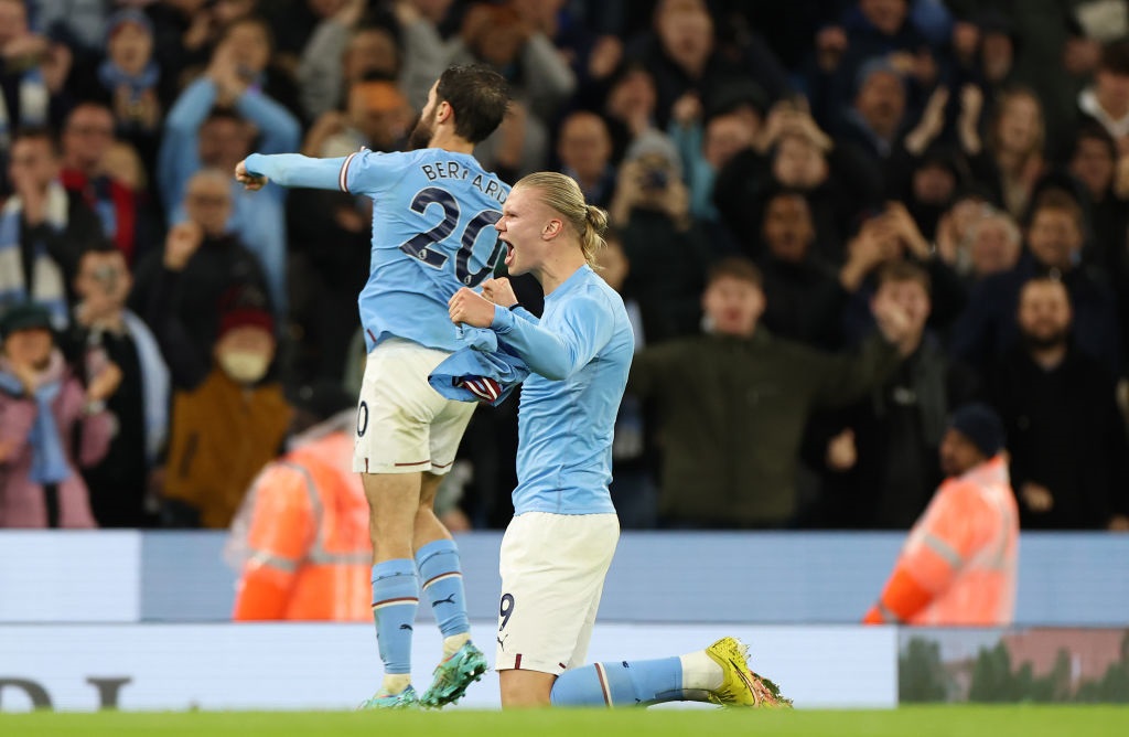 Fulham 1-2 Manchester City: Haaland reaches half a century as champions go  top