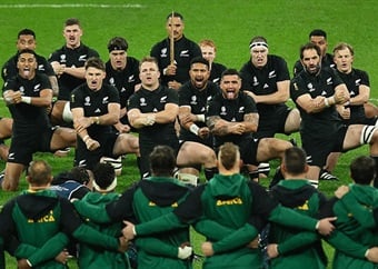 New Zealand rugby in danger of split as provinces win bitter vote
