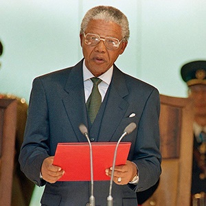 Former President Nelson Mandela deliver his inauguration speech. (ANC/Archives)