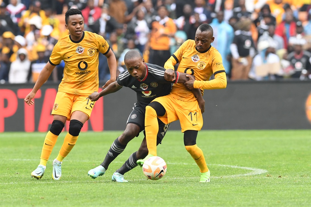 Kaizer Chiefs vs Orlando Pirates live score, H2H and lineups