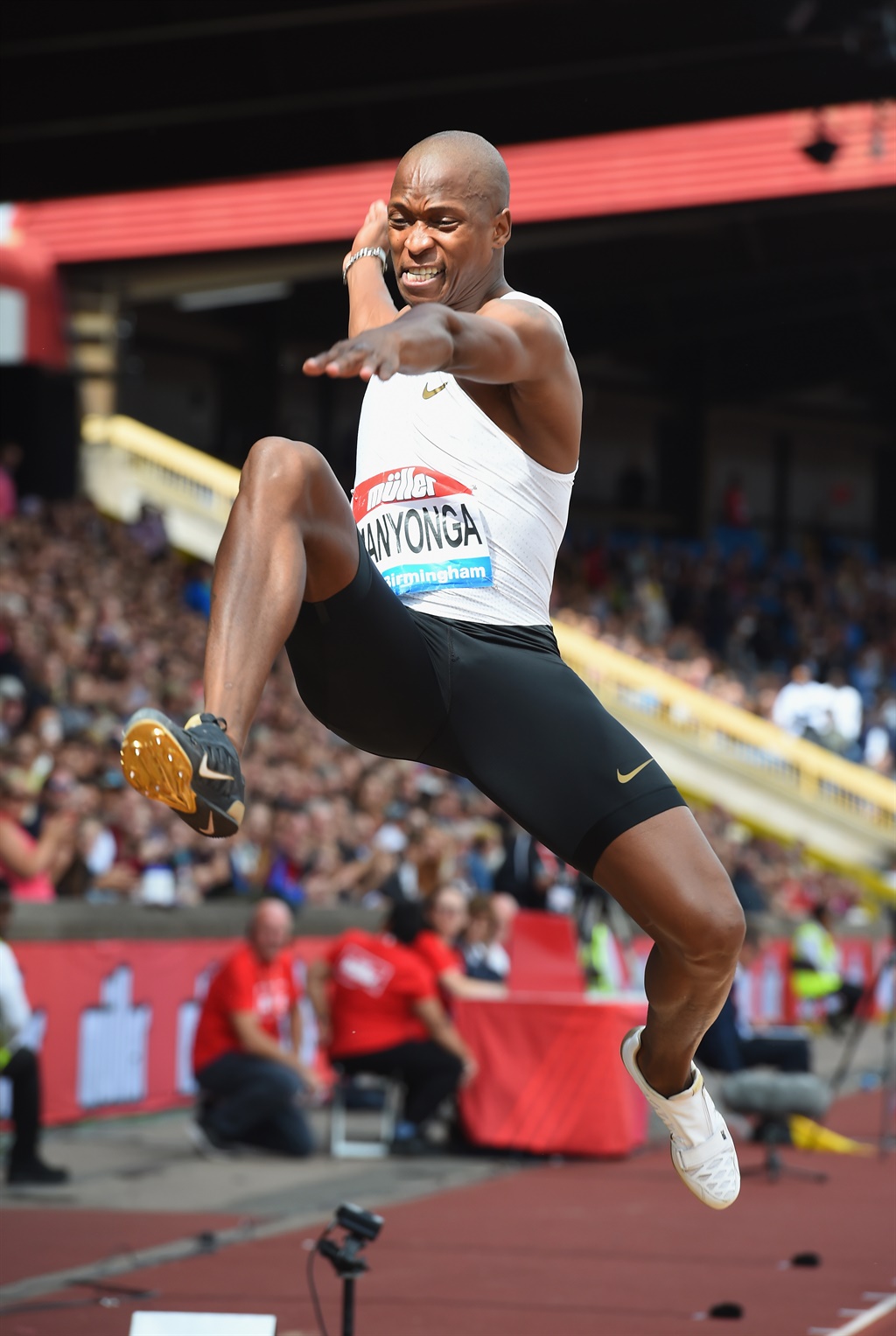 Long-jumper Luvo Manyonga has represented South Africa with courage at the Diamond League on Sunday. 
