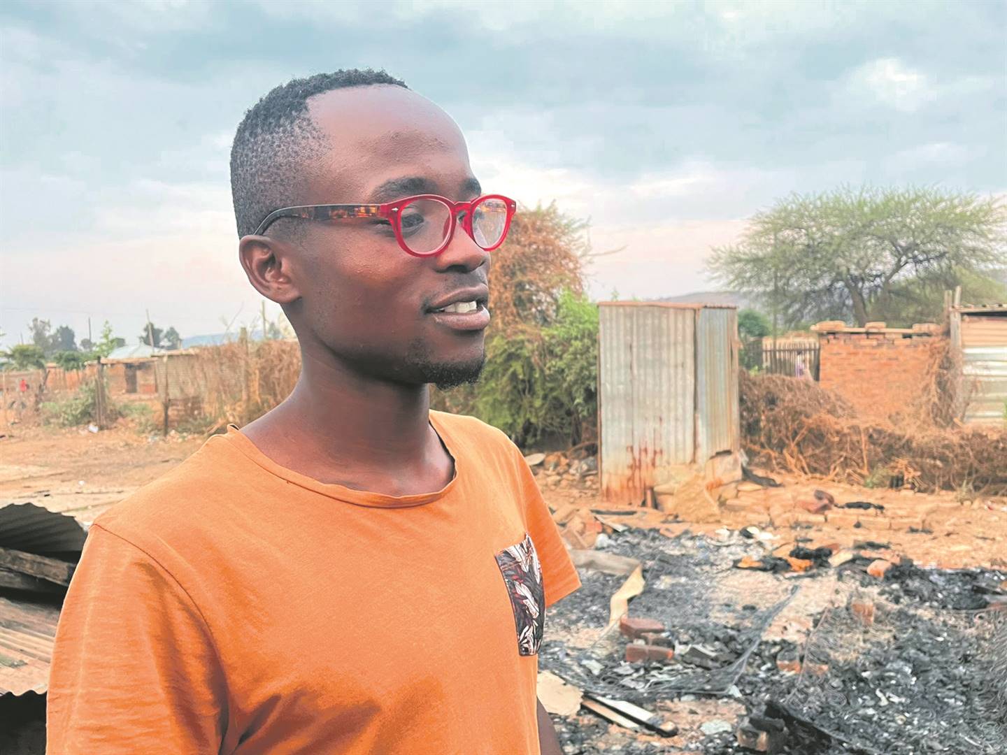 BATHONG!: Noko Mathekga is accusing his ex-lover of burning his shack in Lethabong, Tshwane, on Saturday, 8 October.              Photo by           Kgalalelo Tlhoaele