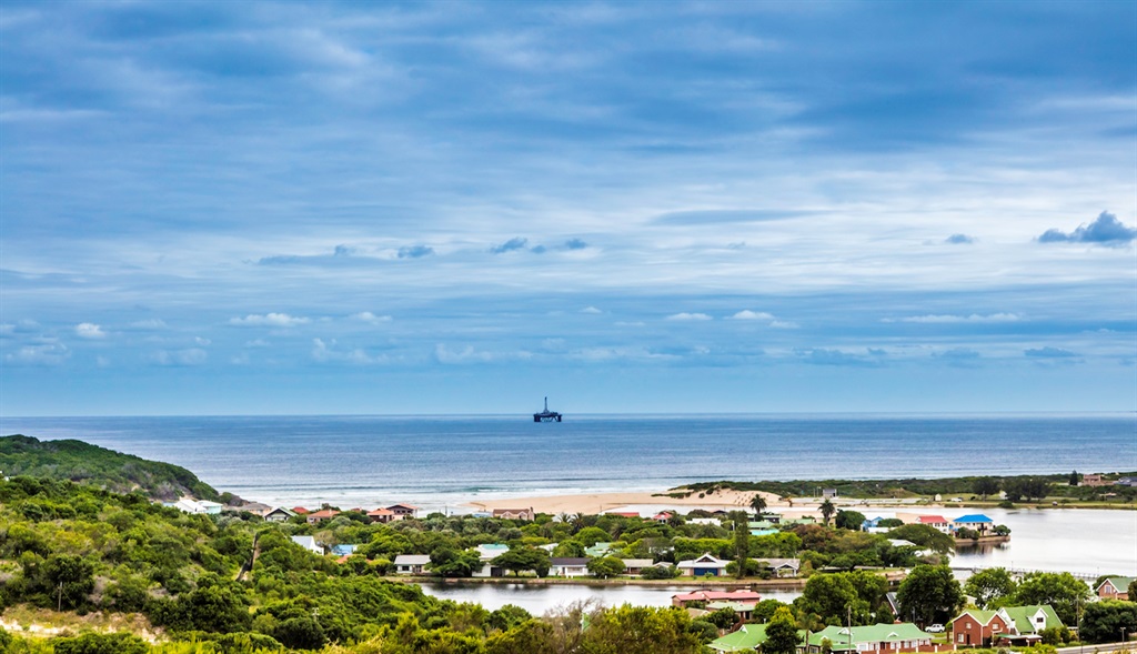 Businessinsider.co.za | PetroSA says it can make fuel for a third of SA's cars at Mossel Bay – with some foreign help