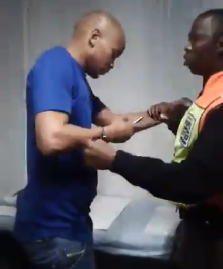 Siyabonga Nkosi in a tussle with Metro Cops. Photo: Screengrab of the video