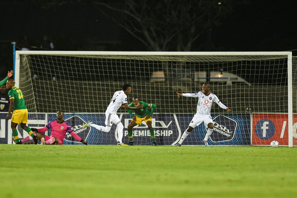 DURBAN, SOUTH AFRICA - OCTOBER 18: Monnapule Saleng of Orlando Pirates scores during the DStv Premiership match between Golden Arrows and Orlando Pirates at Princess Magogo Stadium on October 18, 2022 in Durban, South Africa. (Photo by Darren Stewart/Gallo Images)