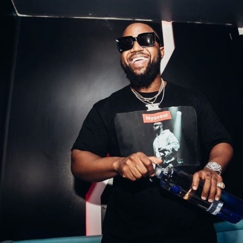 Rapper Cassper Nyovest won't stop showing off for as long as he works hard. Photo: Instagram