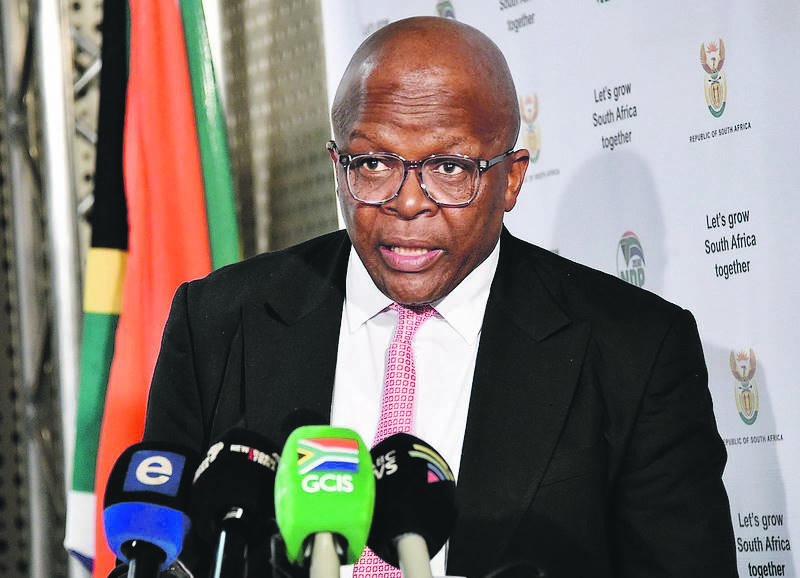 Minister Mondli Gungubele briefing the media on Thursday on the outcomes of the cabinet meeting.