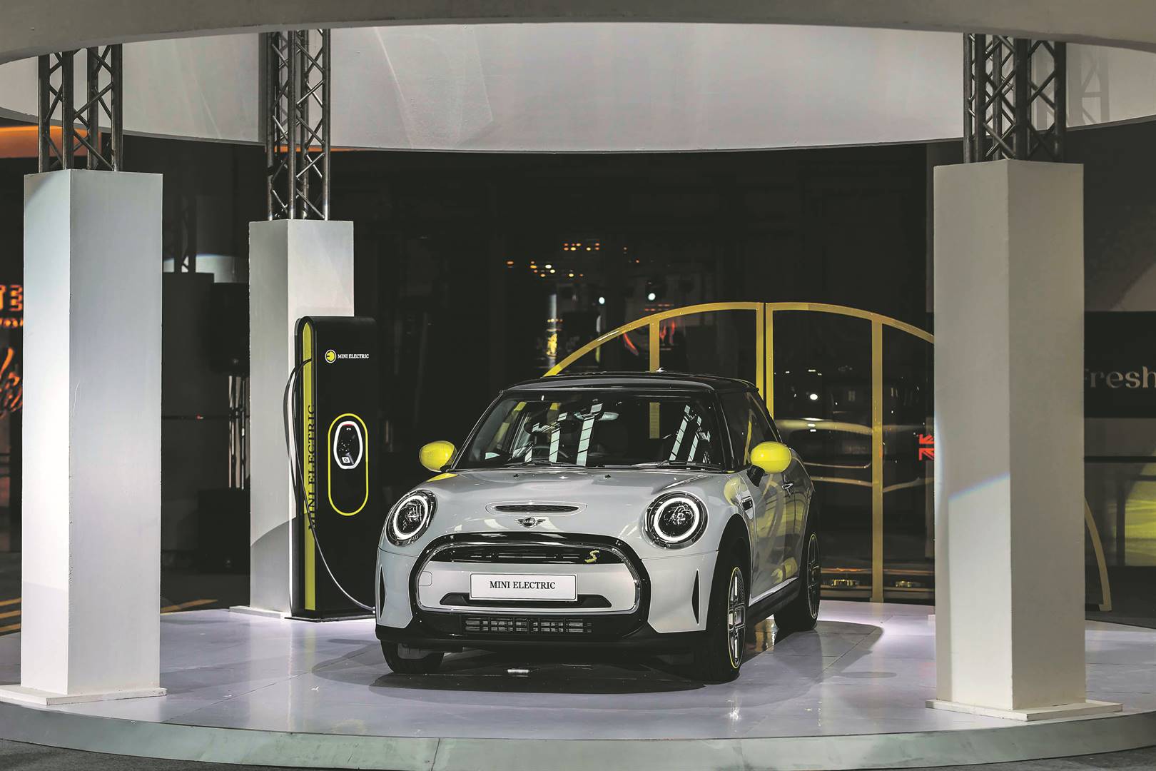 Cheap & Clean The cheapest new electric car currently on sale locally is the Mini Cooper SE for R723 000. Photo: Getty Images