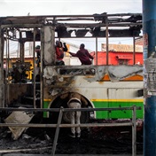 Cape Town taxi strike: Buses torched as violence escalates amid shutdown