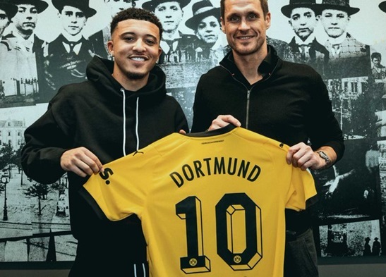 Borussia Dortmund announced their signing of Jadon Sancho on Thursday, seemingly taking a dig at Manchester United. 