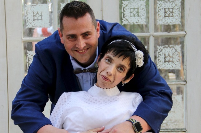 Dawie van Vuuren and Renda Alexander decided to get married, even though Renda had been diagnosed with cancer and was given only months to live. (PHOTO: supplied)