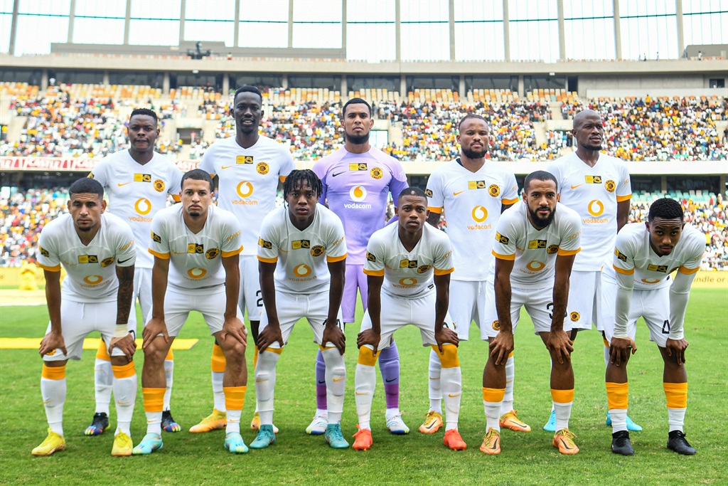 DURBAN, SOUTH AFRICA - OCTOBER 23: Team pic during the MTN8, semi-final - 2nd Leg match between AmaZulu FC and Kaizer Chiefs at Moses Mabhida Stadium on October 23, 2022 in Durban, South Africa. (Photo by Darren Stewart/Gallo Images)
