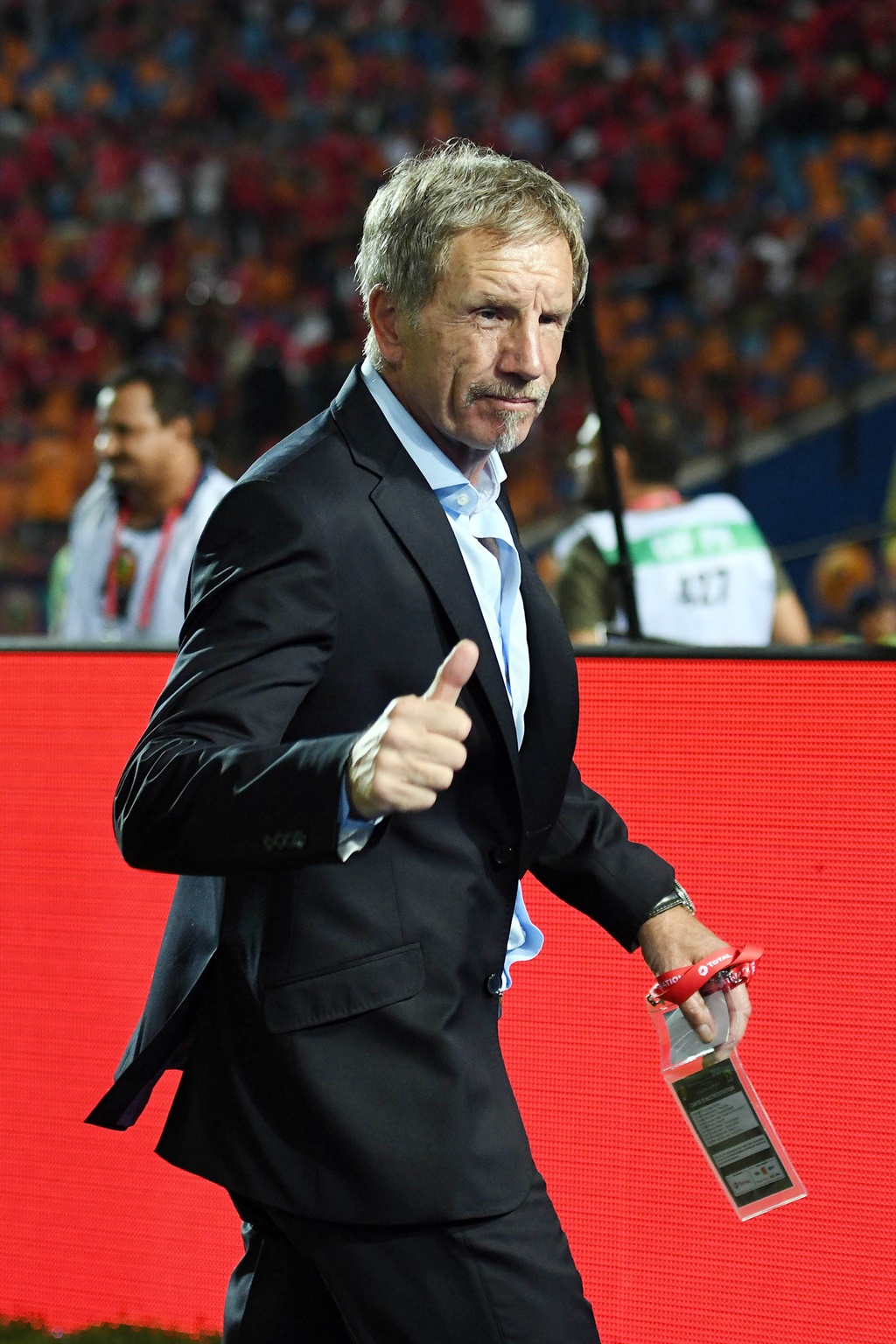 Stuart Baxter head coach of South Africa gives a thumb up after the African Cup of Nations, Last 16 match between Egypt and South Africa at Cairo International Stadium on July 06, 2019 in Cairo, Egypt. (Photo by Ahmed Hasan/Gallo Images)
