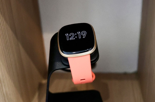 Fitbit versa 3 online promotion