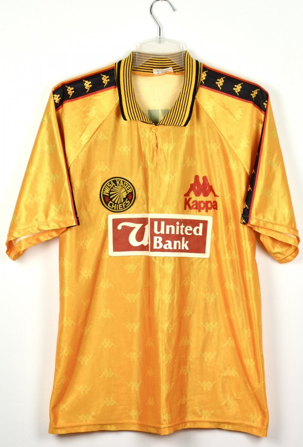 Images courtesy of Football Kit Archive