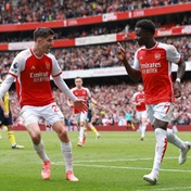 Arsenal thrash Bournemouth to cement top spot