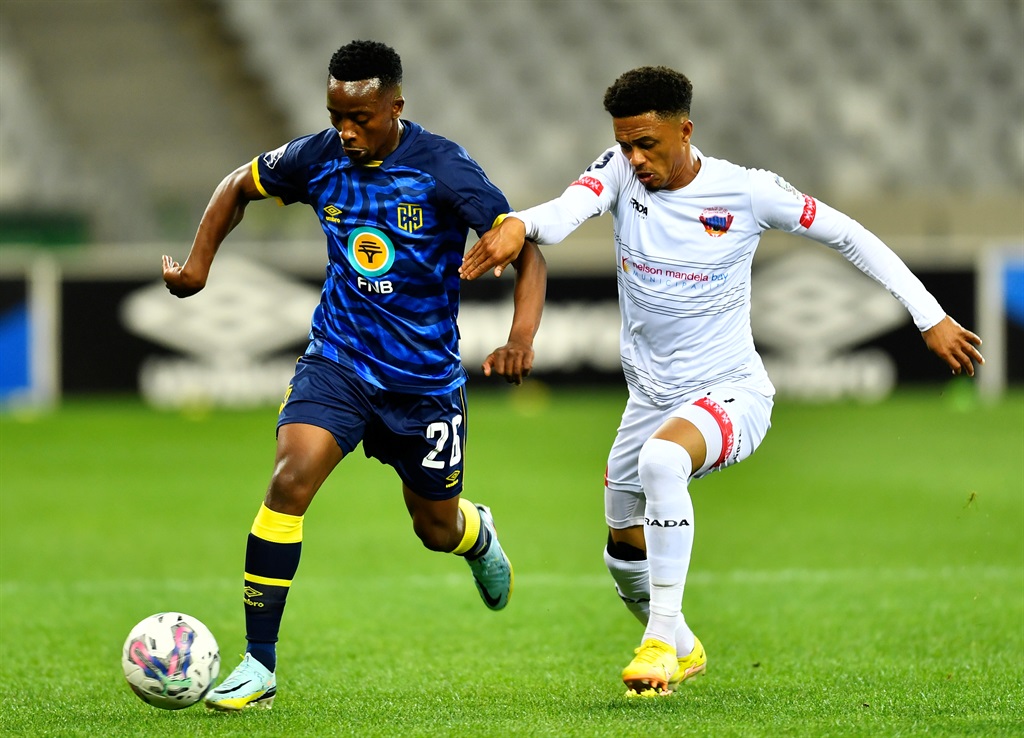 CAPE TOWN, SOUTH AFRICA - OCTOBER 25: Thabo Nodada of CTCFC and Ronaldo Maarman of Chippa United during the DStv Premiership match between Cape Town City FC and Chippa United at DHL Stadium on October 25, 2022 in Cape Town, South Africa. (Photo by Ashley Vlotman/Gallo Images)