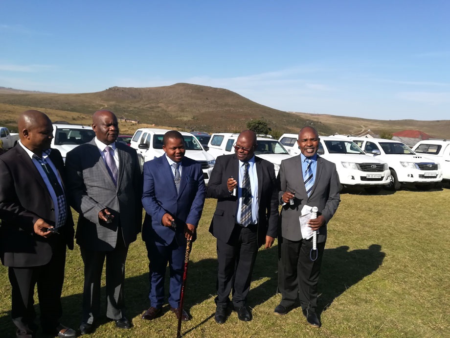 Kgosi SE Mahlangu, national chair of the House of Traditional Leaders of South Africa, Cogta MEC Fikile Xasa, Acting abaThembu king Azenathi Dalindyebo, Cogta deputy minister Obed Bapela, and Nkosi Mwelo Nonkonyana, chair of the Eastern Cape House of traditional leaders, stand in front of the vehicles to be used during the winter initiation season. Picture: Lubabalo Ngcukana/City Press