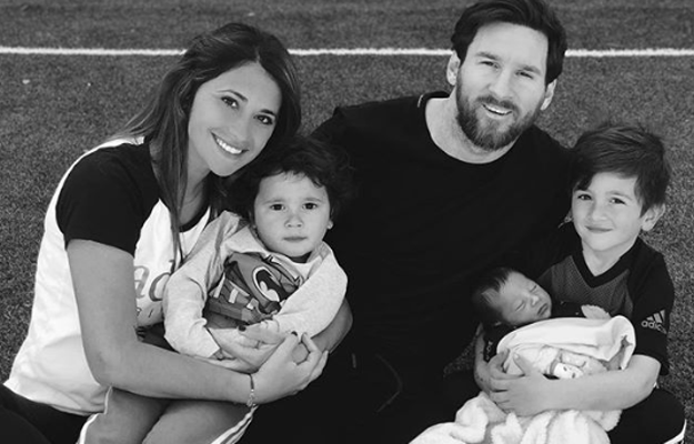 Argentine footballer, Lionel Messi with his wife, Antonella Roccuzzo and sons, Thiago, Mateo and Ciro. (antoroccuzzo88)