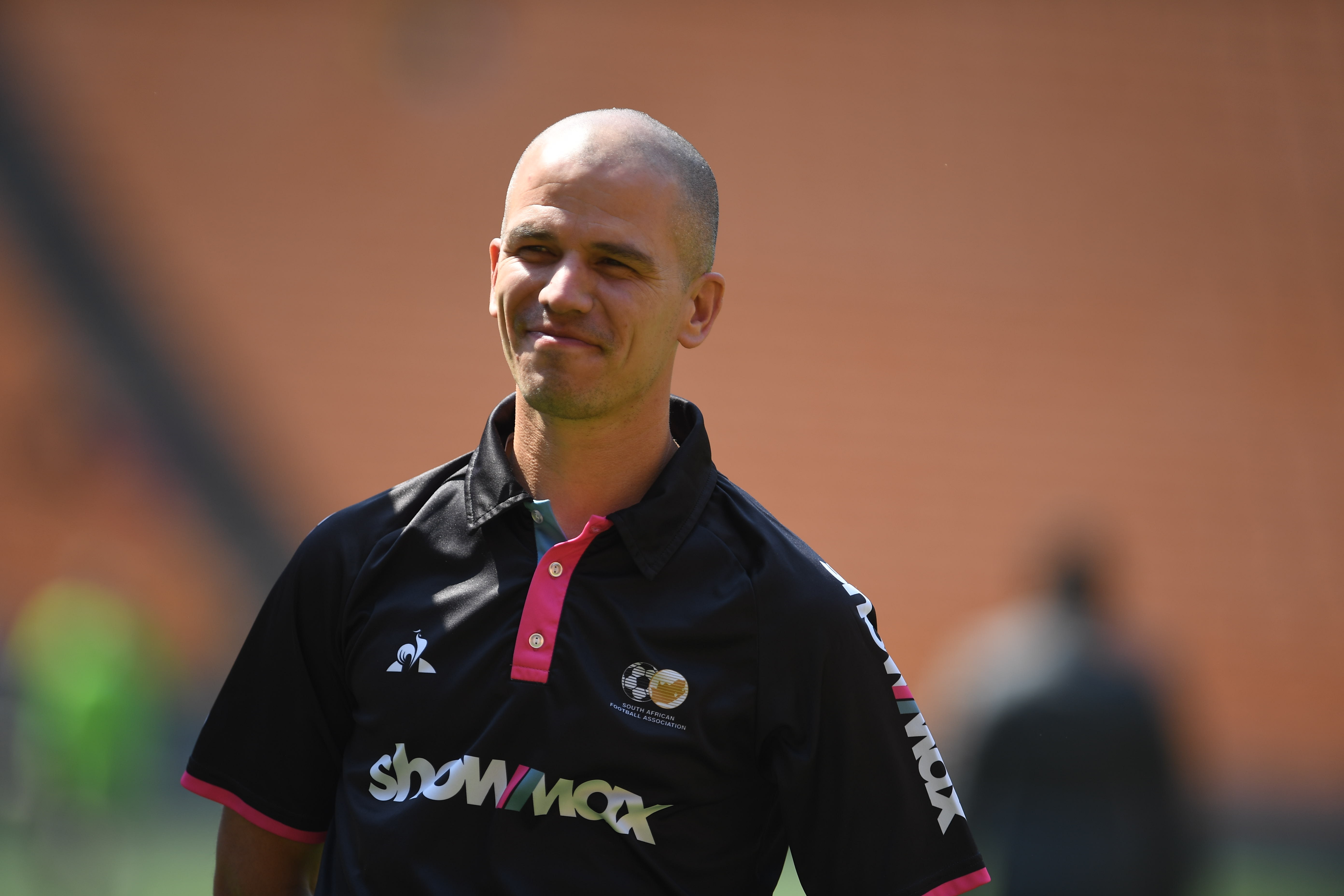 Ex-PSL ref sides with Gomes over controversial Soweto derby decision