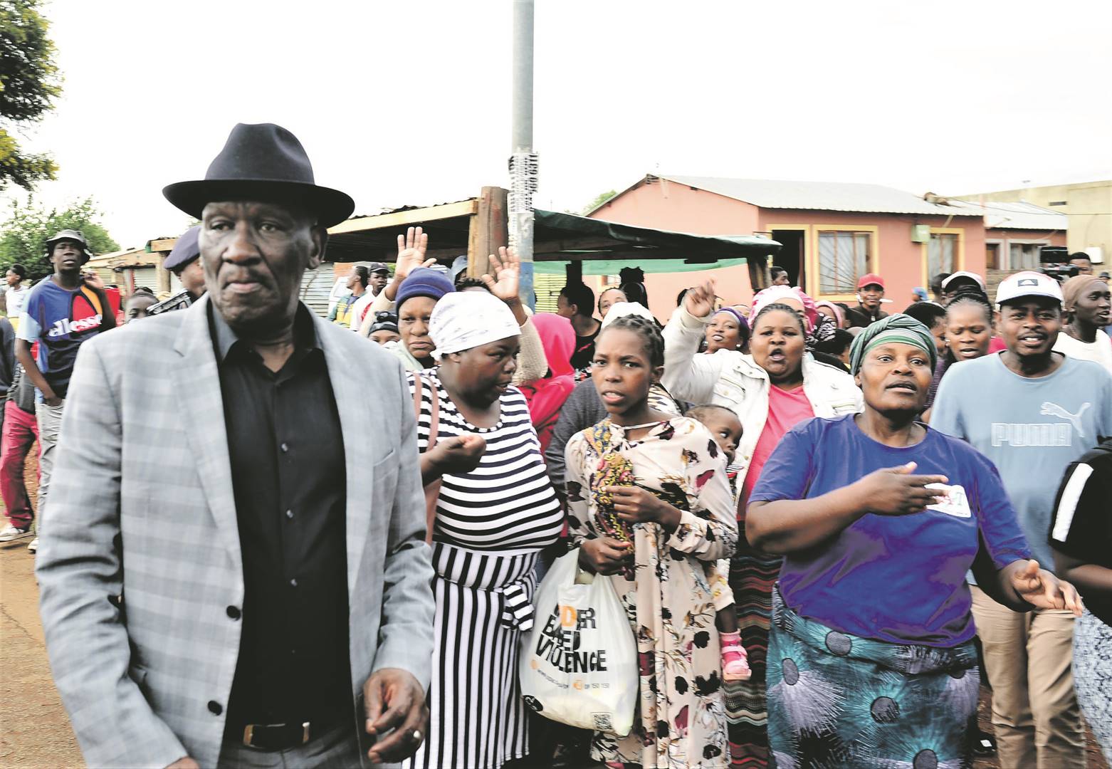 Police Minister Bheki Cele promised residents of Finetown in Ennerdale that by next Monday a mobile police station would be made available.         ­                                Photo by Morapedi Mashashe