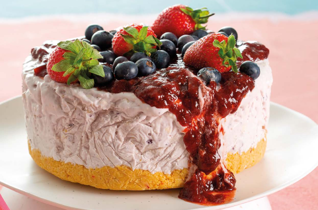 Frozen berry cheesecake