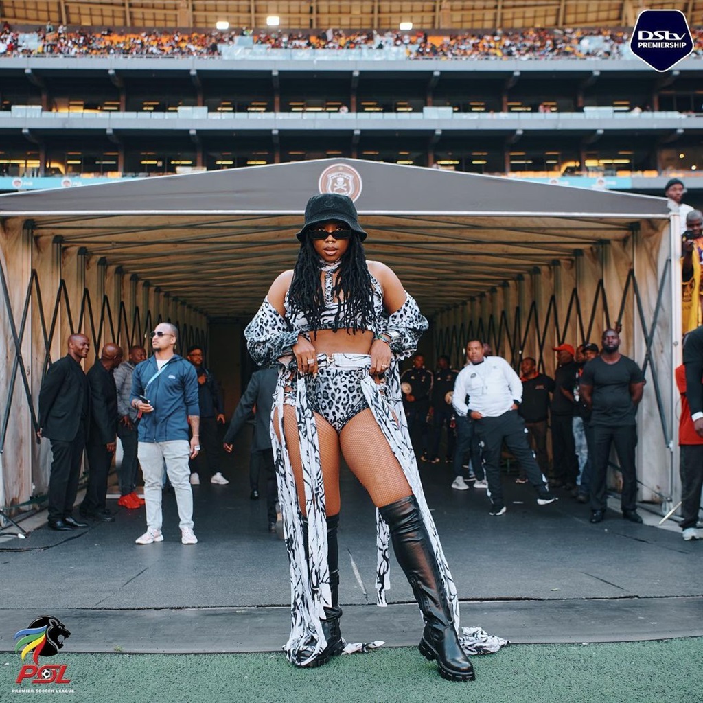 Bontle Modiselle stepping out of the FNB Stadium t
