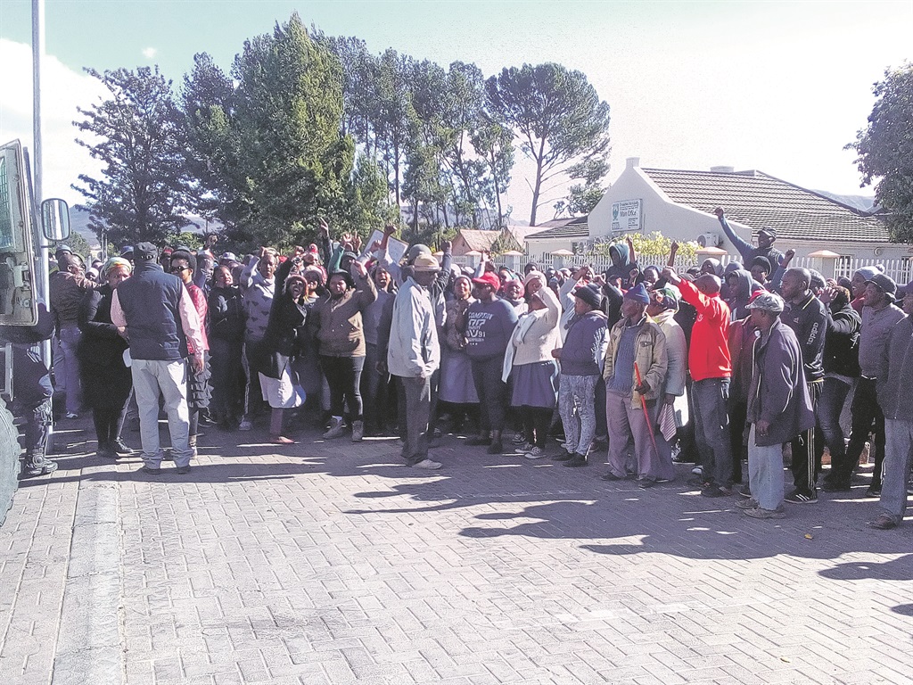 Lady Frere residents want the mayor and her staff to step down immediately. Photo by Vuyisile Bovu