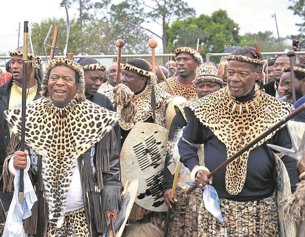 Analysts believe if the ANC ignores King Goodwill Zwelithini they will lose votes to Mangosuthu Buthelezi (right). Photo by Jabulani Langa
