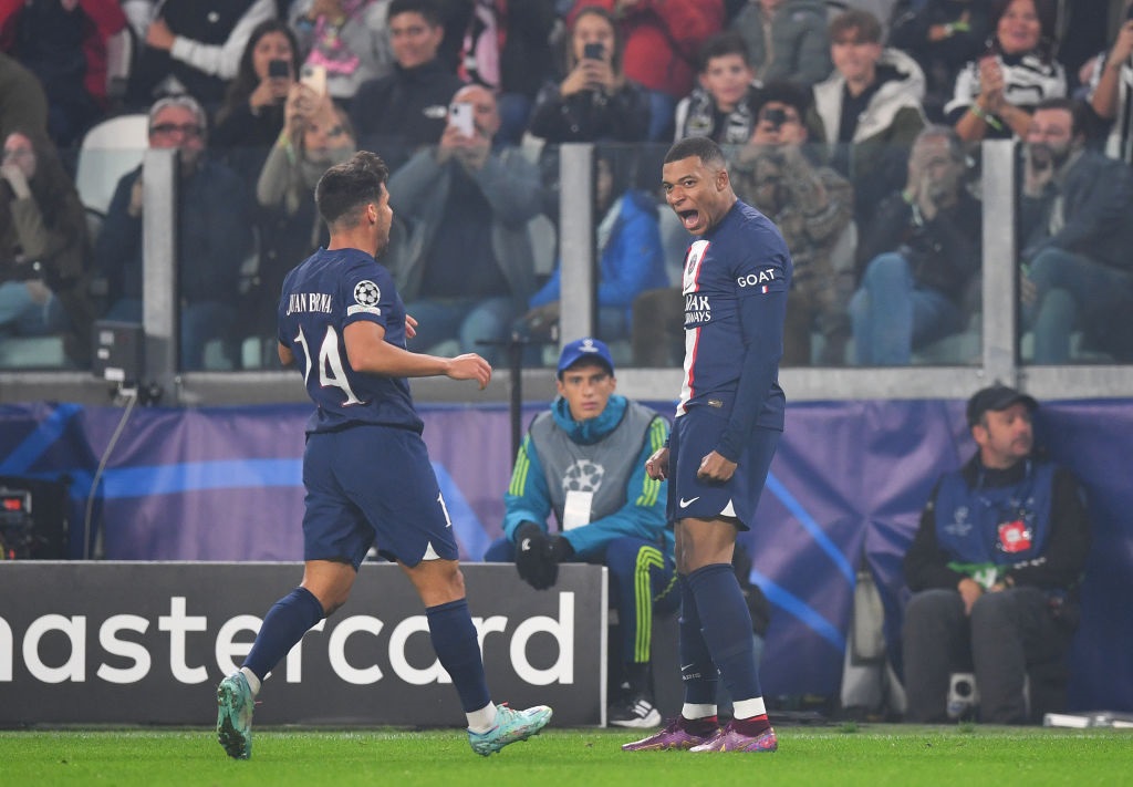 TURIN, ITALY - NOVEMBER 02: Kylian Mbappe of Paris Saint-Germain celebrates after scoring their sides first goal during the UEFA Champions League Group H match between Juventus and Paris Saint-Germain at Juventus Stadium on November 02, 2022 in Turin, Italy. (Photo by Valerio Pennicino/Getty Images)