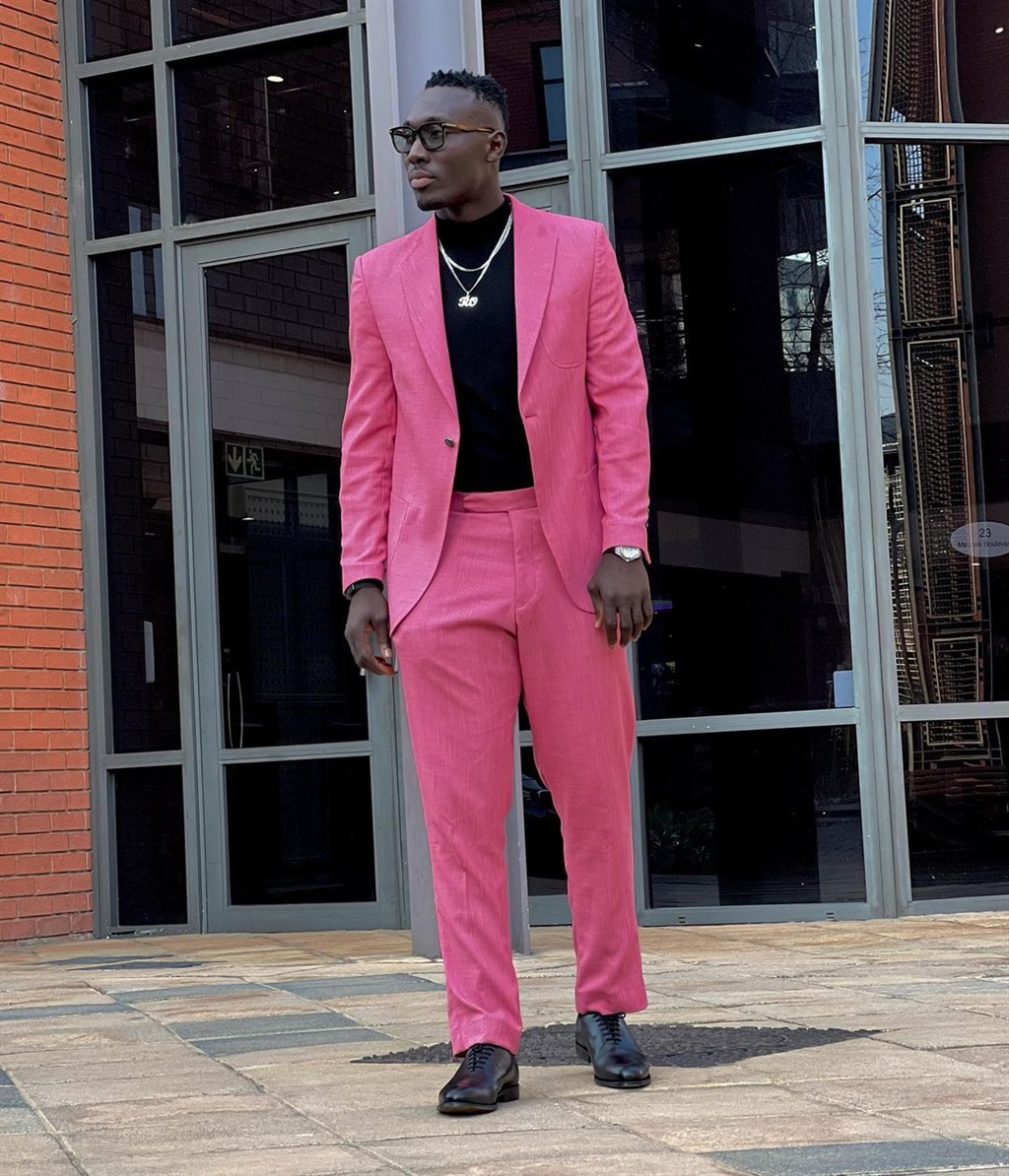 Birthday Suit: Ofori Stuns With A Vibrant Pink Look | Soccer Laduma
