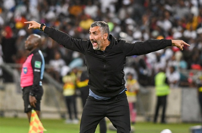 NEWS: Jose Riveiro Proud As Orlando Pirates Lift MTN8