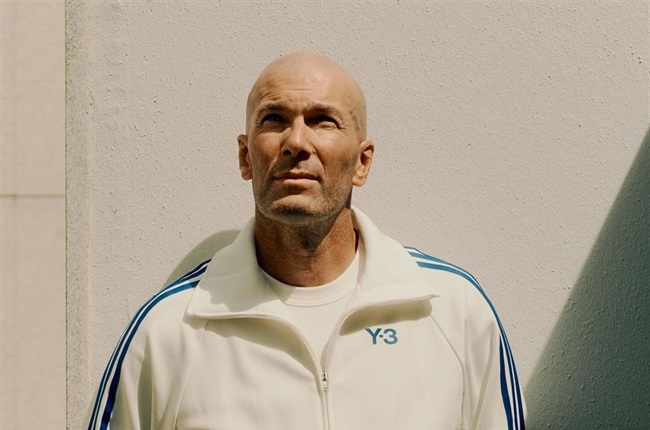 Zinedine Zidane, Palace Skateboards and Y-3 play ball