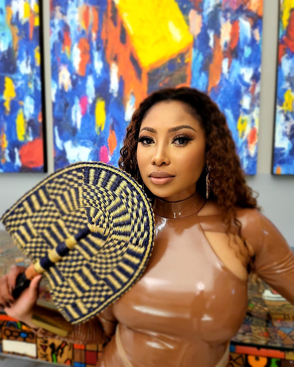 WATCH Enhle Mbali Sets The Record Straight Daily Sun