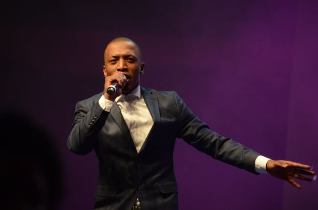 Singer Dumi Mkokstad has made peace with the music promoter he fought with on Facebook.