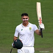 Bedingham's maiden Test ton boosts Proteas despite late batting collapse in Hamilton