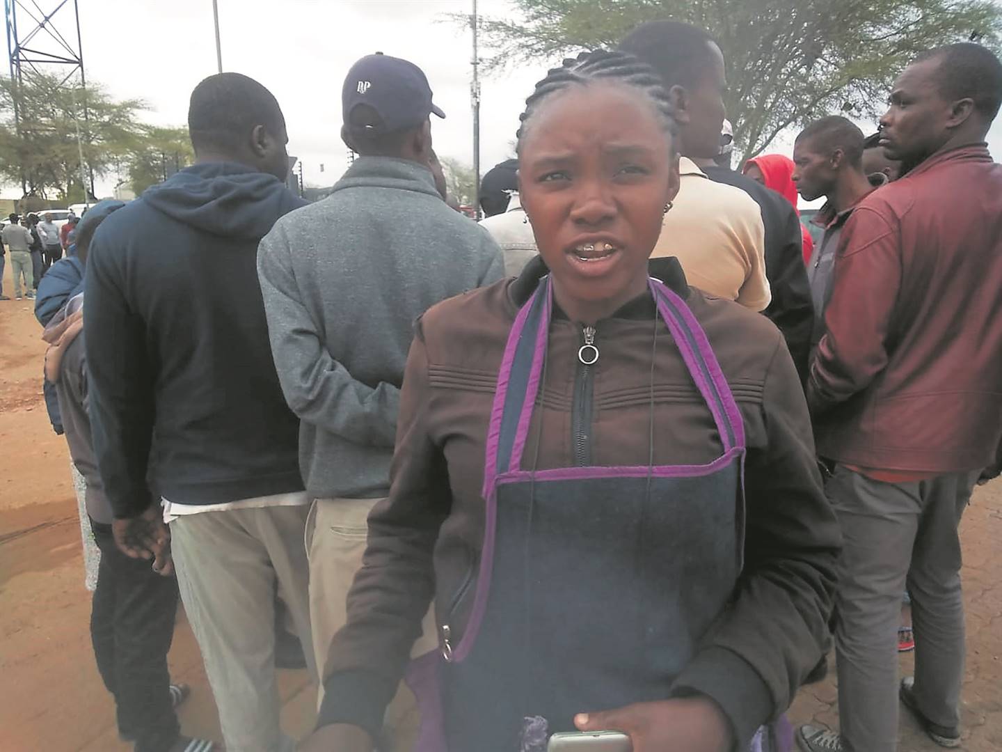 Rejoice Mokwana, who sells food outside Mams Mall gate, claims Metro police took her cooked food. Photos by               Aaron Dube