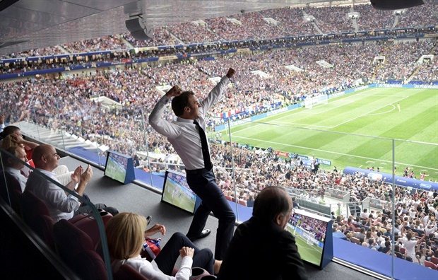 French President Emmanuel Macron celebrating at the Luzhniki Stadium<br />