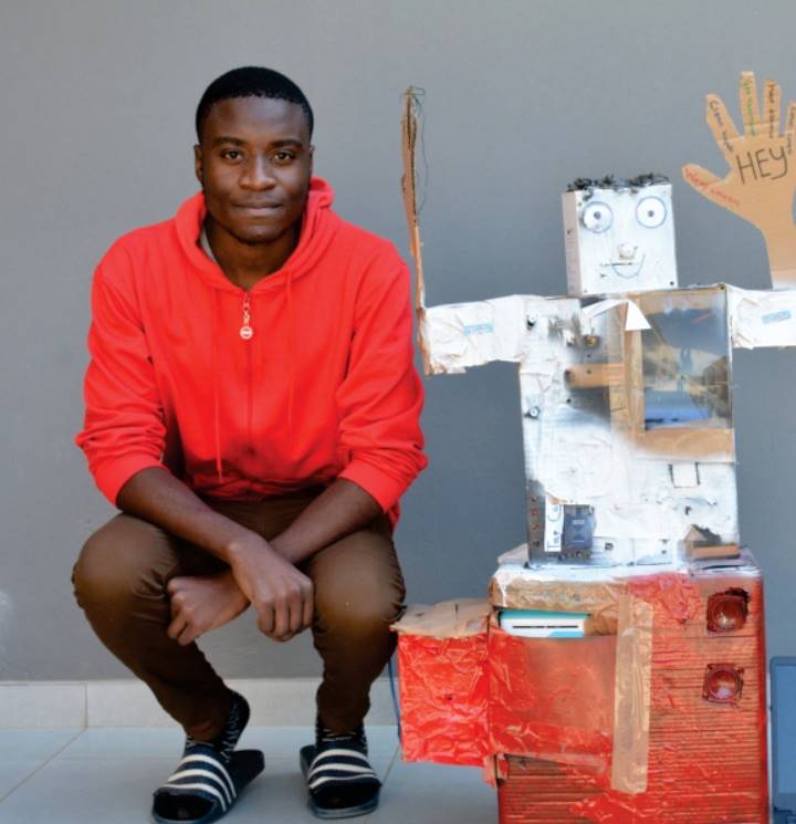 Zwivuya Maumela said the robot’s eyes will turn blue to indicate that it can detect the user. The robot is still in the prototype stage and he is looking for investors and sponsors to help him.