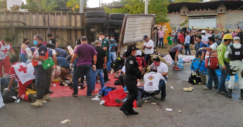 Police and rescue workers are seen after an accident in Tuxtla Gutierrez, state of Chiapas, Mexico.