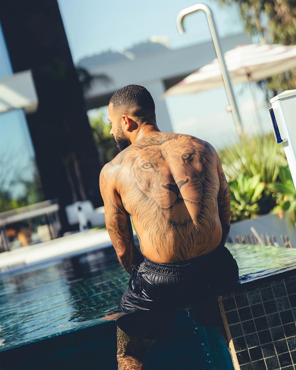 Mpisane Gets Inked, Inspired By Depay? | Soccer Laduma