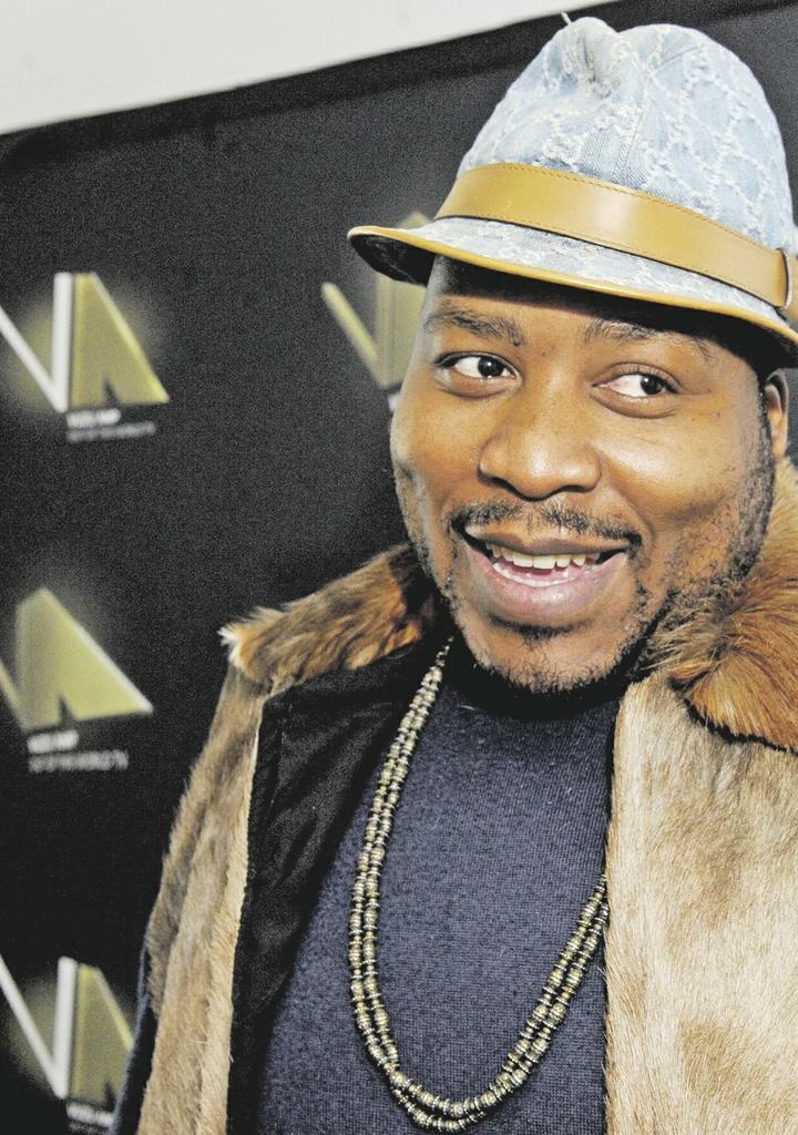 RAPPERS RHYME IT OUT FOR PRIZE | Daily Sun