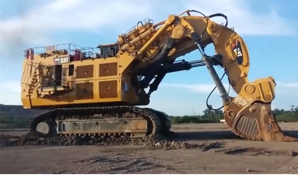 Biggest Cat Excavator Heavy Equipment