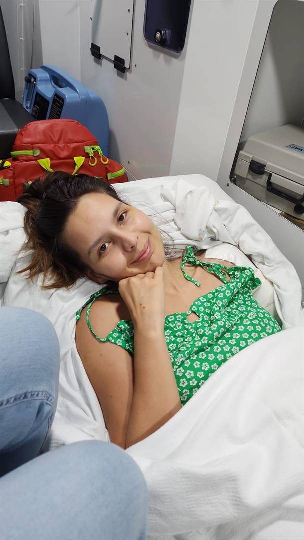 Nicole Panos (25) toe sy meer as ’n week gelede na ’n rehabilitasiesentrum in Ballito in KwaZulu-Natal verskuif is.